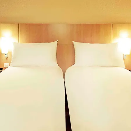 Ibis Centrum Отель