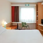Ibis Centrum 3*