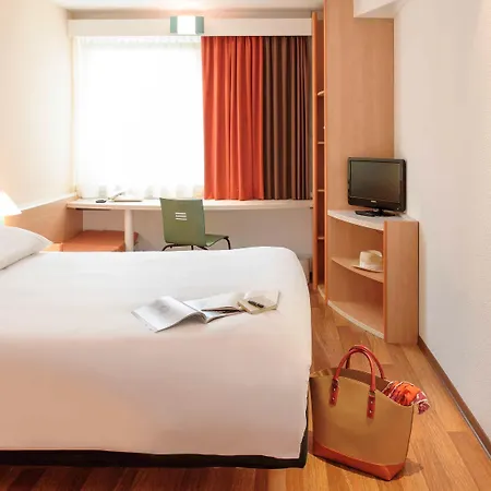 Hotel Ibis Centrum 3*