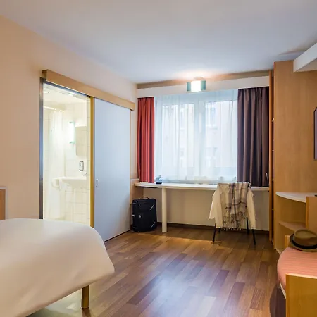Ibis Centrum Hotel