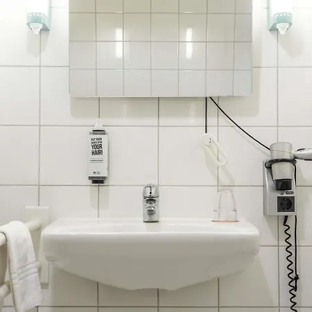 Ibis Centrum 3* Stuttgart