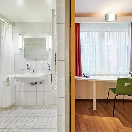 Ibis Centrum 3* Stuttgart