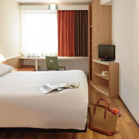 Ibis Centrum Hotel