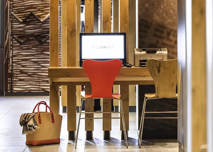 Ibis Centrum Hotel 3*