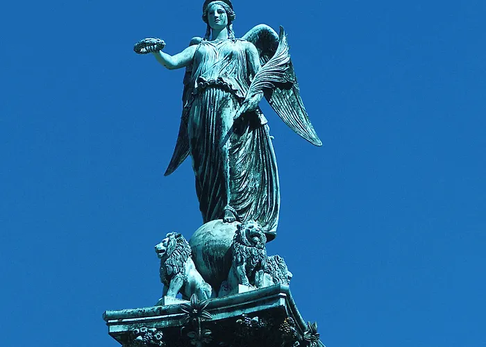 Ibis Centrum Hotel 3*