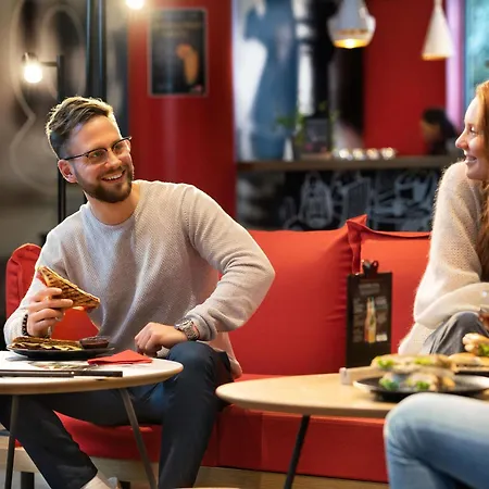 Ibis Centrum Szálloda 3*