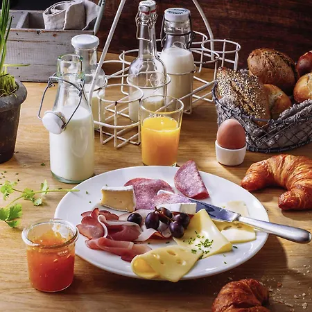 Ibis Centrum 3* Stuttgart