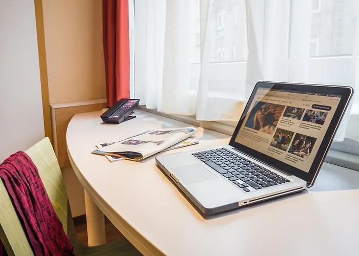 Ibis Centrum Hotel 3*